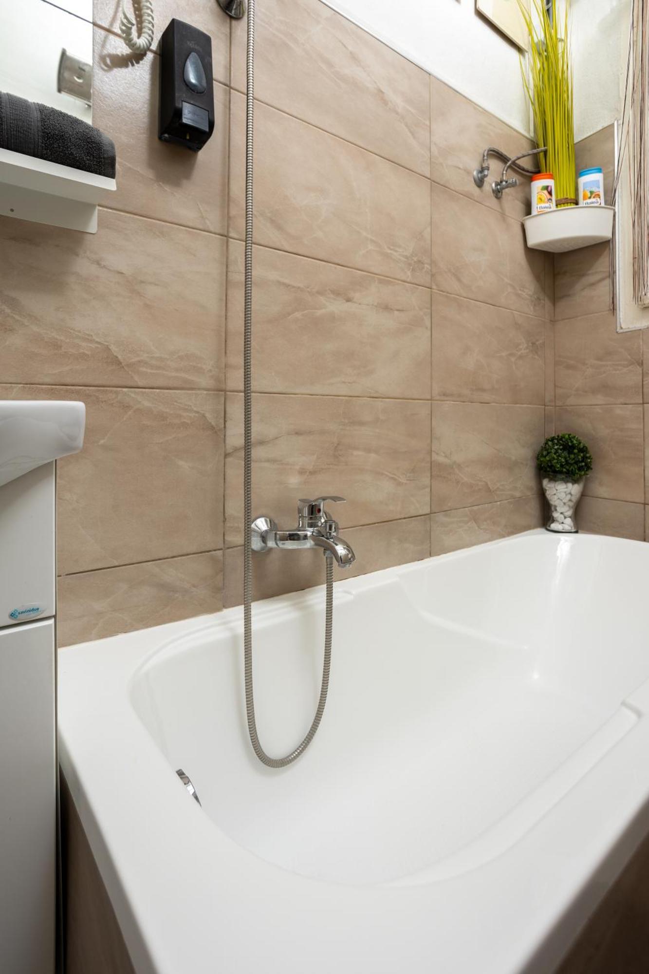 Gecko Centrum Studio Apartman Budapeszt Zewnętrze zdjęcie